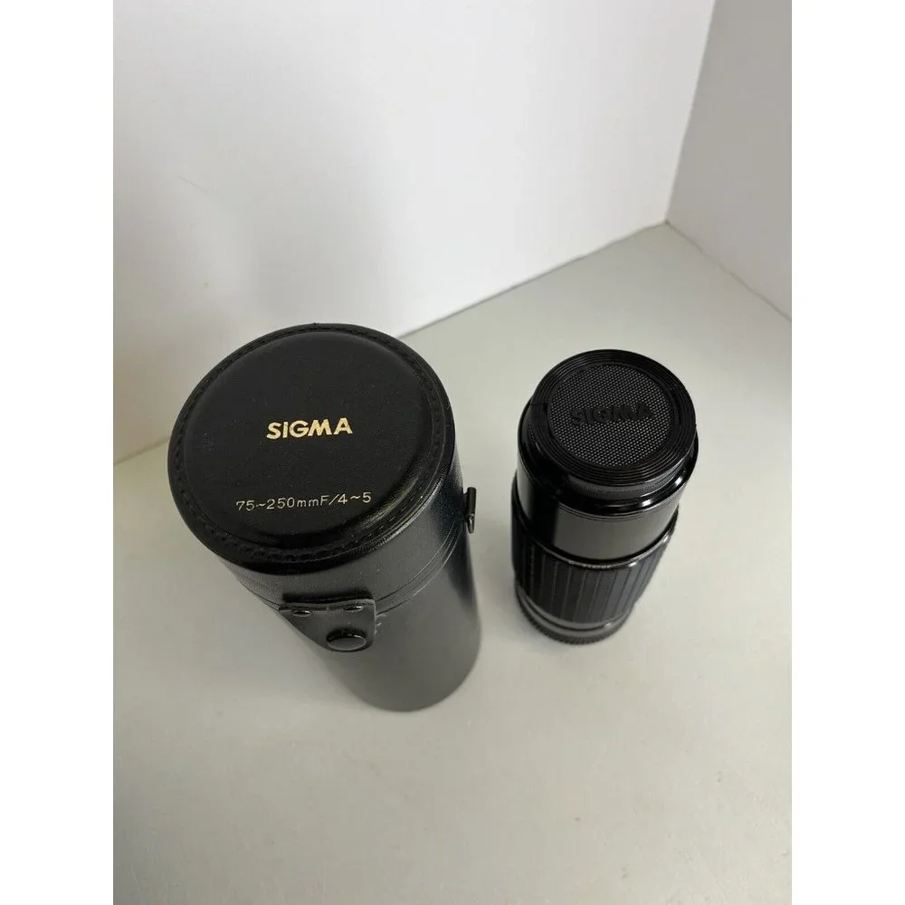 Sigma Zoom-8 Lens 1: 4-5 F=75-250mm Zoom Multi Coated Made In Japan 915709 Case